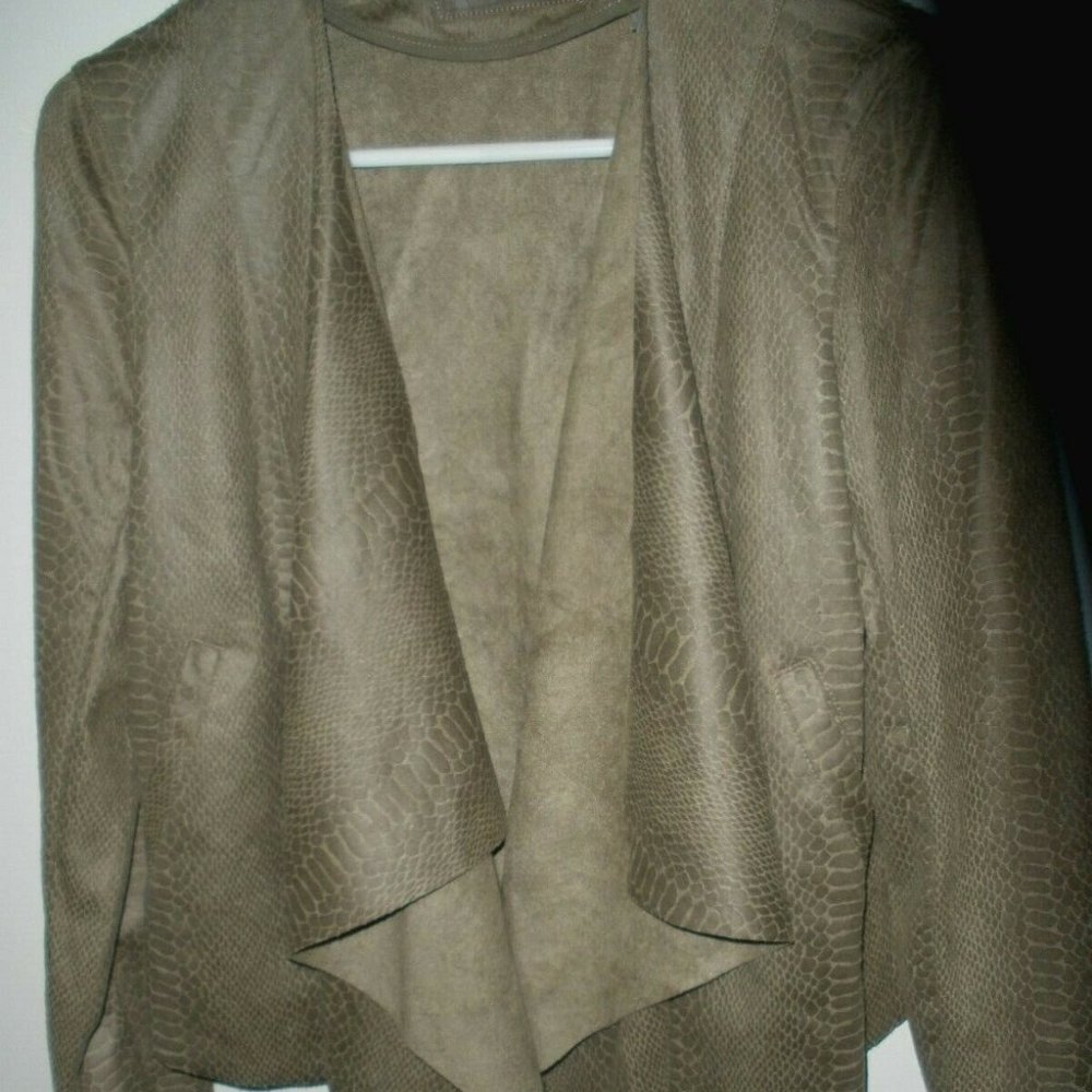 BlancNYC GreenCroc Embossed Faux Leather Small NWT